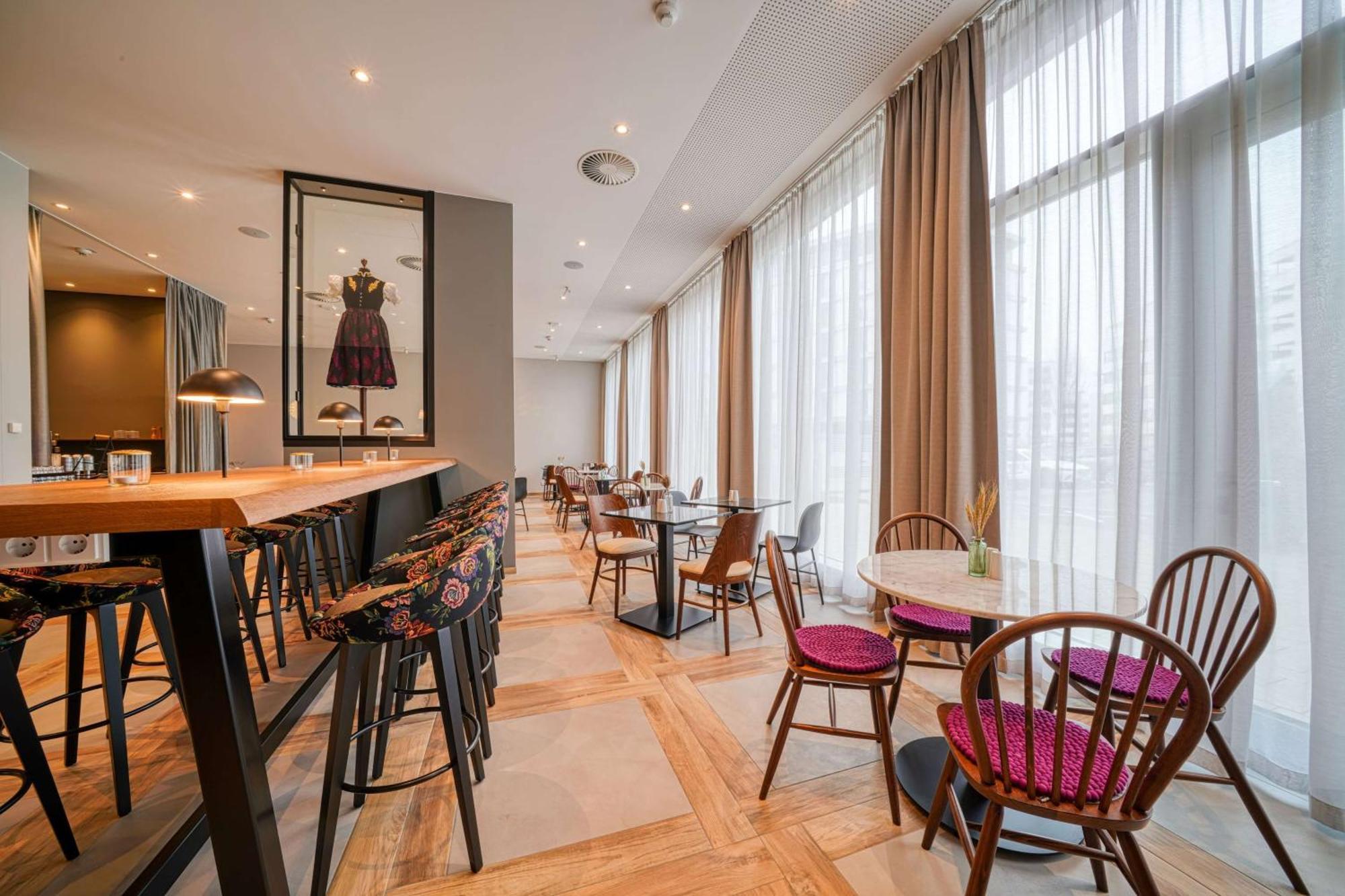 Vienna House Easy By Wyndham Freiburg City Eksteriør billede